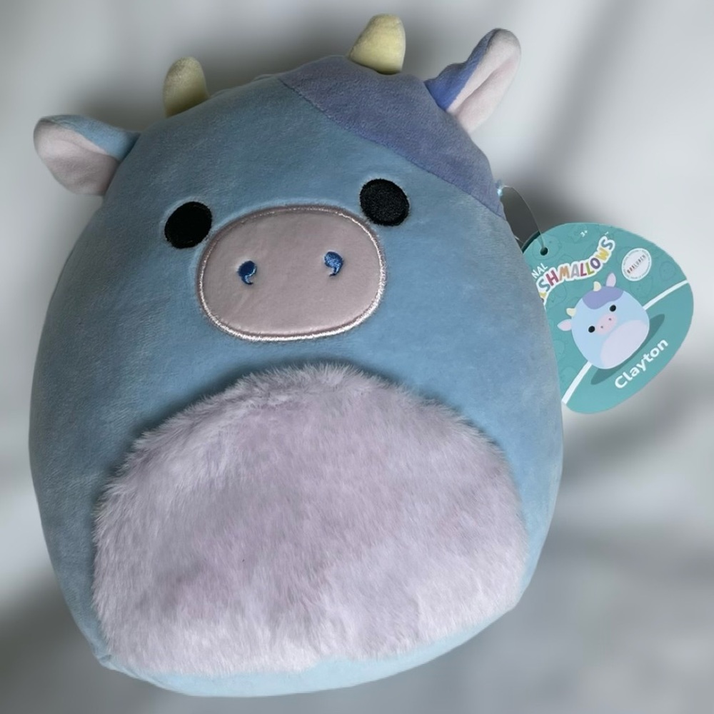 Squishmallow Clayton the cow 8”